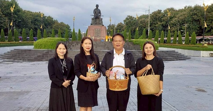 วิทยาเขตเชียงราย ร่วมกิจกรรมตักบาตรบำเพ็ญพระราชกุศล