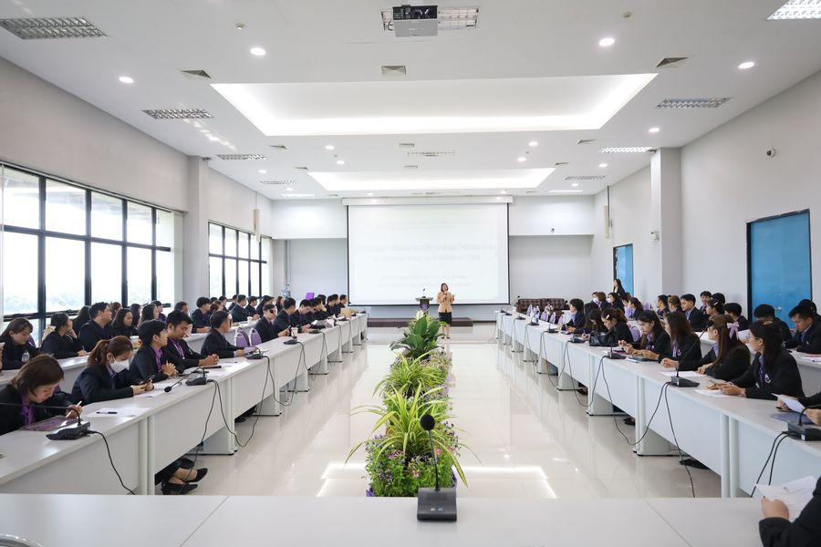 วิทยาเขตเชียงรายและวิทยาลัยการศึกษาพัฒนาคุณภาพนิสิตสาขาวิชาการบริหารการศึกษา