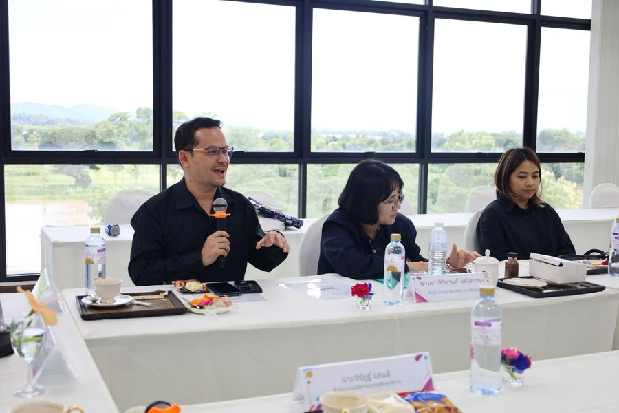 วิทยาเขตเชียงราย ต้อนรับคณะกระทรวงศึกษาธิการ แลกเปลี่ยนองค์ความรู้ด้านการวิเคราะห์ข้อมูลเพื่อการพัฒนานโยบายการศึกษาเชิงประจักษ์