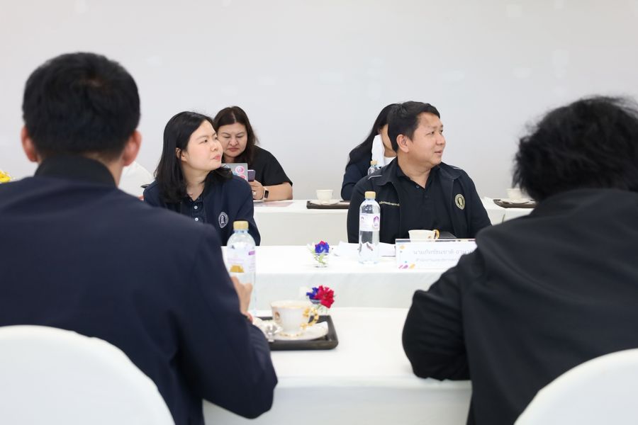 วิทยาเขตเชียงราย ต้อนรับคณะกระทรวงศึกษาธิการ แลกเปลี่ยนองค์ความรู้ด้านการวิเคราะห์ข้อมูลเพื่อการพัฒนานโยบายการศึกษาเชิงประจักษ์