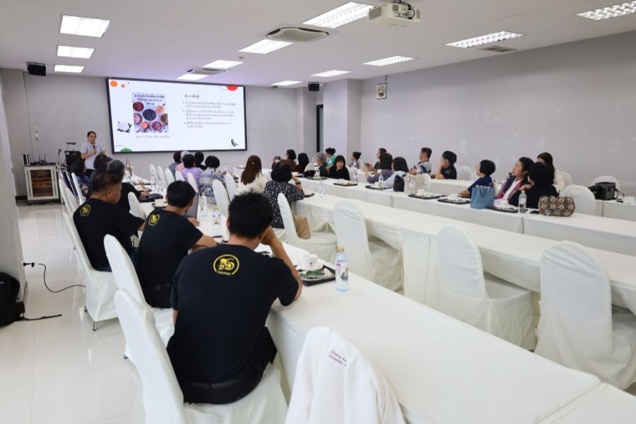 วิทยาเขตเชียงราย ขับเคลื่อนโครงการเศรษฐกิจสร้างสรรค์ฯ พร้อมส่งเสริมสุขภาวะผู้สูงวัยในชุมชน