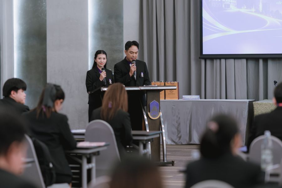 นิสิตบริหารการศึกษาวิทยาเขตเชียงรายและวิทยาลัยการศึกษา จัดสัมมนาก้าวข้ามความท้าทาย สู่การบริหารการศึกษายุคใหม่