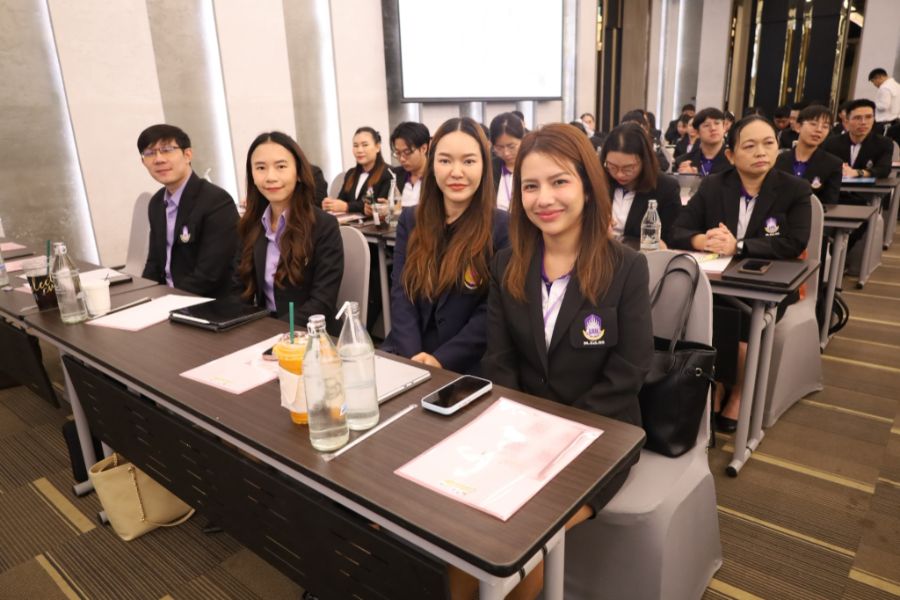 นิสิตบริหารการศึกษาวิทยาเขตเชียงรายและวิทยาลัยการศึกษา จัดสัมมนาก้าวข้ามความท้าทาย สู่การบริหารการศึกษายุคใหม่