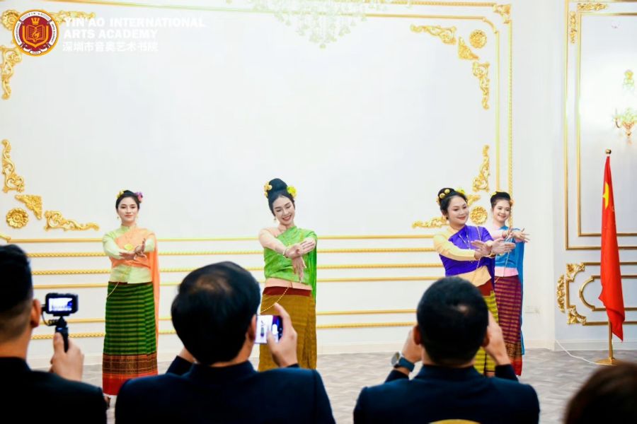 นิสิตบริหารการศึกษา วิทยาเขตเชียงราย ศึกษาดูงาน ณ Yin’ao International Arts Academy สาธารณรัฐประชาชนจีน