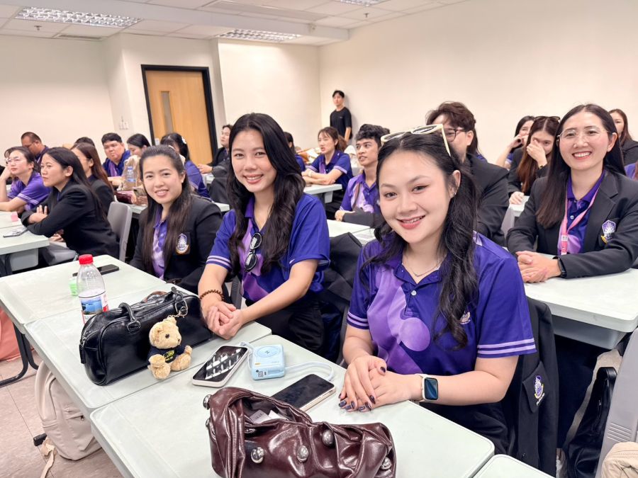 นิสิตบริหารการศึกษา วิทยาเขตเชียงราย ศึกษาดูงาน ณ The Chinese University of Hong Kong